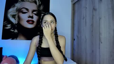 tania06 online show from October 9, 2025, 1:20 pm