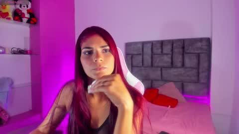 tania_heart online show from March 5, 2025, 3:40 pm
