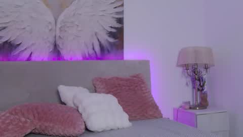 Tania Amore online show from November 28, 2025, 5:59 pm