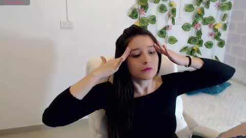 Tania  online show from October 1, 2025, 2:56 pm