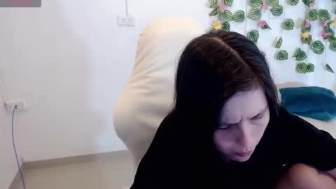 Snapshot of taniadevil_69 chatting on February 20, 2026, 7:14 pm Tania online show from February 20, 2026, 7:14 pm