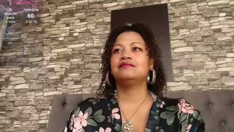 Snapshot of taniajhons chatting on October 12, 2025, 3:00 pm TaniaJhons online show from October 12, 2025, 3:00 pm