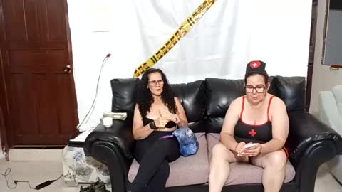 Snapshot of taniamilf69 chatting on November 11, 2025, 8:31 pm taniamilf69 online show from November 11, 2025, 8:31 pm