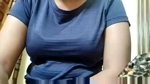 taniya_roy4628 online show from March 3, 2026, 3:29 pm