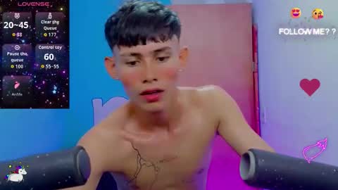 Snapshot of tanjiro_cute chatting on June 9, 2026, 2:34 am Andres online show from June 9, 2026, 2:34 am