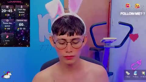 Snapshot of tanjiro_cute chatting on June 10, 2026, 4:01 am Andres online show from June 10, 2026, 4:01 am