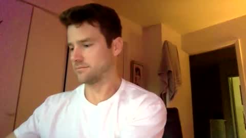 Dr. Love online show from October 31, 2025, 12:50 pm