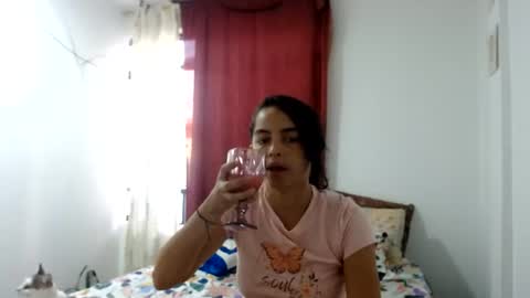 Snapshot of tantricroots chatting on July 1, 2026, 10:31 pm Angeline Follow online show from July 1, 2026, 10:31 pm