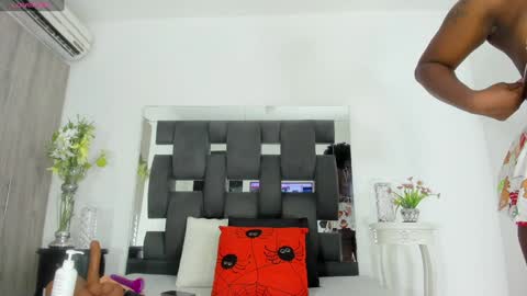 Snapshot of tanyyaa chatting on December 23, 2024, 11:39 pm Tanya online show from December 23, 2024, 11:39 pm