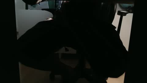 Snapshot of tap_b chatting on April 11, 2026, 7:18 pm Patrick online show from April 11, 2026, 7:18 pm