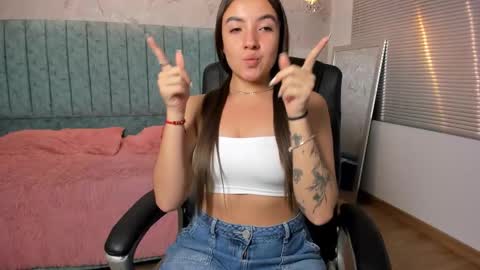 Tara  online show from February 5, 2026, 12:21 pm