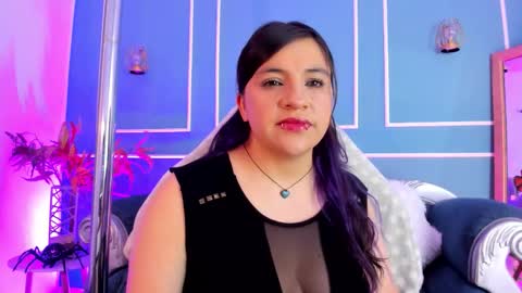 Snapshot of tarataylorr chatting on March 16, 2026, 5:44 am Tara online show from March 16, 2026, 5:44 am