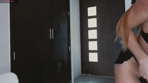 Tara White online show from March 29, 2026, 8:31 pm