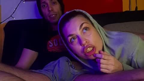 T  J   online show from November 10, 2025, 10:36 am