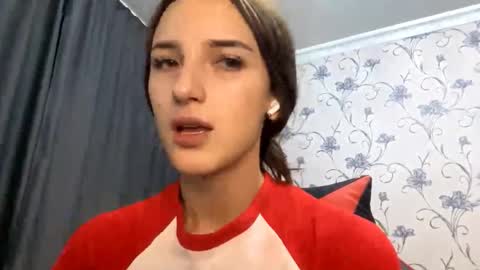 Linda online show from September 19, 2025, 7:25 pm