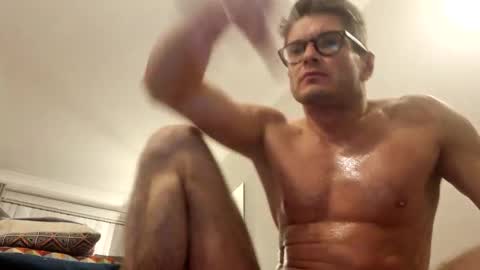 Snapshot of tartankingofscots chatting on October 25, 2025, 2:08 am tartankingofscots online show from October 25, 2025, 2:08 am