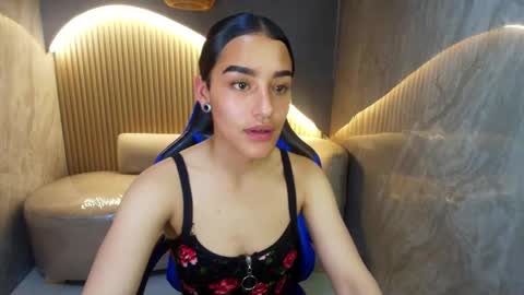 Tash  online show from September 19, 2025, 8:31 pm