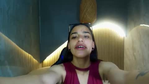 Tash  online show from September 20, 2025, 7:48 pm