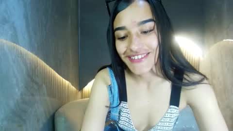 Tash  online show from September 22, 2025, 7:38 pm