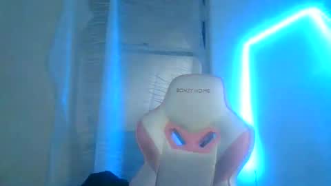 Snapshot of tasha_sky chatting on January 18, 2025, 12:57 am tasha_sky online show from January 18, 2025, 12:57 am