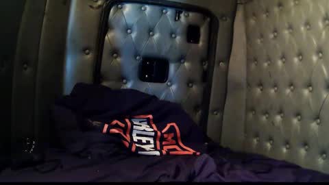 tashaclouds online show from March 22, 2026, 6:33 pm