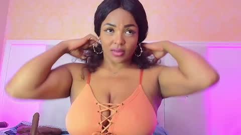 Snapshot of tashadex chatting on December 19, 2024, 5:29 pm Tasha online show from December 19, 2024, 5:29 pm