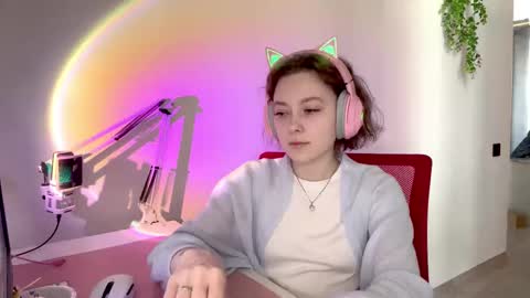 Darlin online show from February 9, 2026, 12:58 am