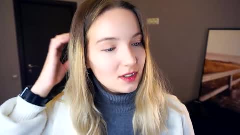 Snapshot of tashinapetitto chatting on October 5, 2025, 7:39 am Your Ressie online show from October 5, 2025, 7:39 am