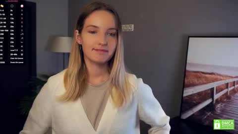 Snapshot of tashinapetitto chatting on October 16, 2025, 7:31 am Your Ressie online show from October 16, 2025, 7:31 am