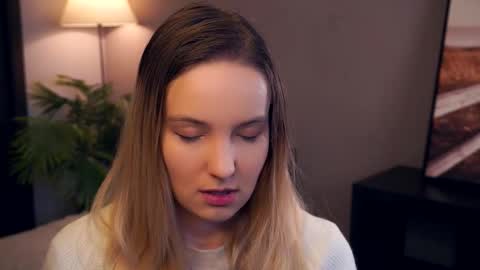 Snapshot of tashinapetitto chatting on October 20, 2025, 7:31 am Your Ressie online show from October 20, 2025, 7:31 am