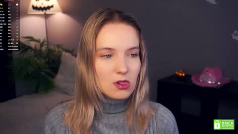 Snapshot of tashinapetitto chatting on November 6, 2025, 6:36 am Your Ressie online show from November 6, 2025, 6:36 am