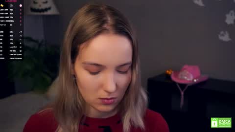 Snapshot of tashinapetitto chatting on November 7, 2025, 7:41 am Your Ressie online show from November 7, 2025, 7:41 am