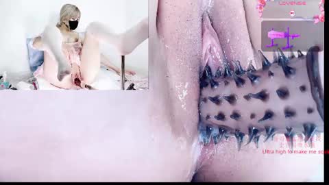 Peachycream online show from August 2, 2026, 11:30 am