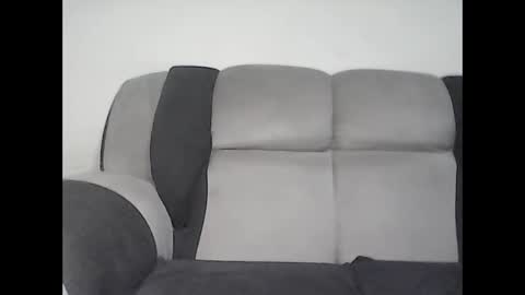 tastecream online show from October 5, 2025, 4:27 pm