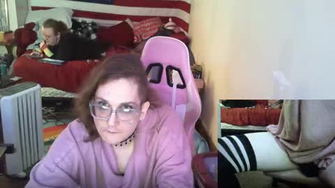 Snapshot of tasteflavored_femboy chatting on February 15, 2025, 1:31 am Taste online show from February 15, 2025, 1:31 am