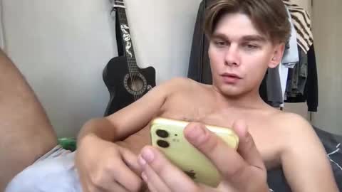 tasteithorny online show from September 21, 2025, 11:34 am