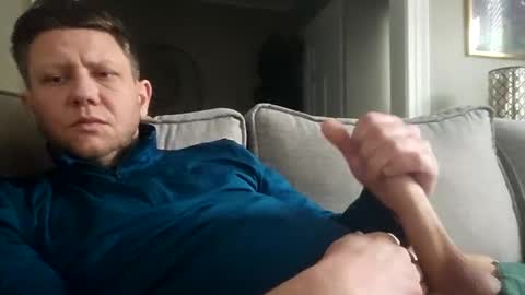 Snapshot of tastelikefun1 chatting on February 10, 2025, 3:32 pm tastelikefun1 online show from February 10, 2025, 3:32 pm