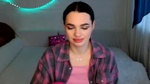 tasty_babyy online show from January 13, 2026, 8:52 am