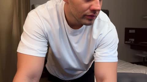 My shows 2100500 UTC3 online show from September 12, 2025, 8:09 pm