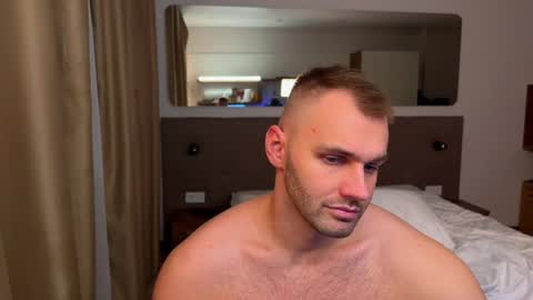 My shows 2100500 UTC3 online show from November 14, 2025, 7:34 pm