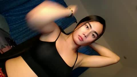 Vannesa online show from September 16, 2025, 5:52 am