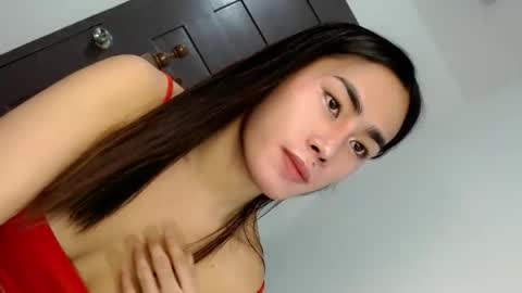 Snapshot of tasty_vannesa1928 chatting on October 24, 2025, 2:52 am Vannesa online show from October 24, 2025, 2:52 am