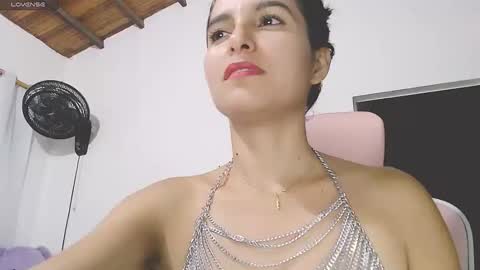 tatabebe online show from January 15, 2026, 2:27 am