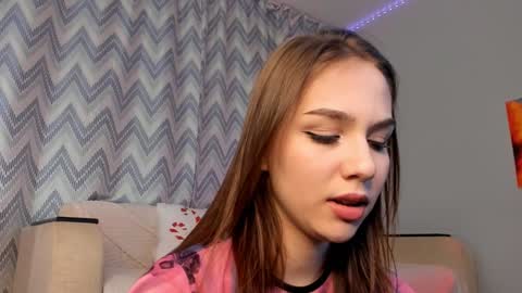 Tate online show from February 5, 2025, 6:15 pm