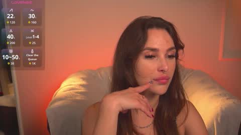 Tati online show from September 15, 2025, 9:26 pm