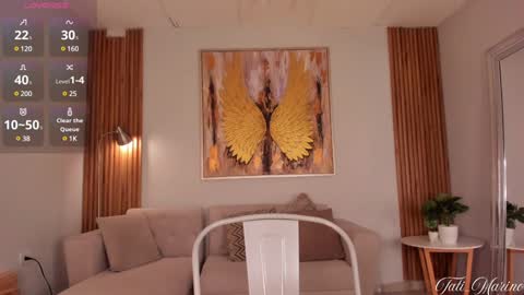 tati_marino online show from January 20, 2025, 7:46 pm