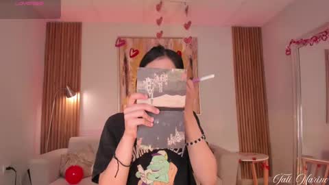 tati_marino online show from February 14, 2025, 7:54 pm
