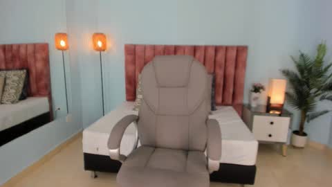 Tati Saldarriaga online show from February 5, 2026, 2:22 pm