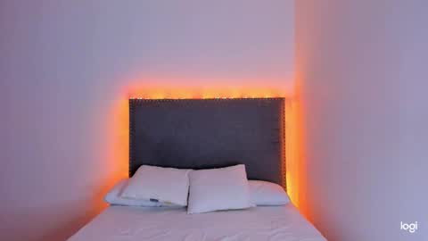 Snapshot of tatiana_2000 chatting on February 10, 2026, 12:48 am Tatiana online show from February 10, 2026, 12:48 am