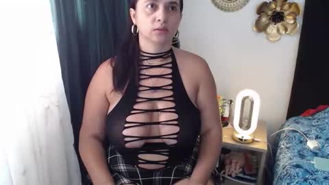 Snapshot of tatiana_monteros chatting on March 25, 2026, 9:10 pm tatiana_monteros online show from March 25, 2026, 9:10 pm